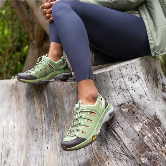 Dansko Mia Sage Green Outdoor Sport Hiking Sneaker Shoes Women 40 US 9.5 Vibram - Picture 1 of 16